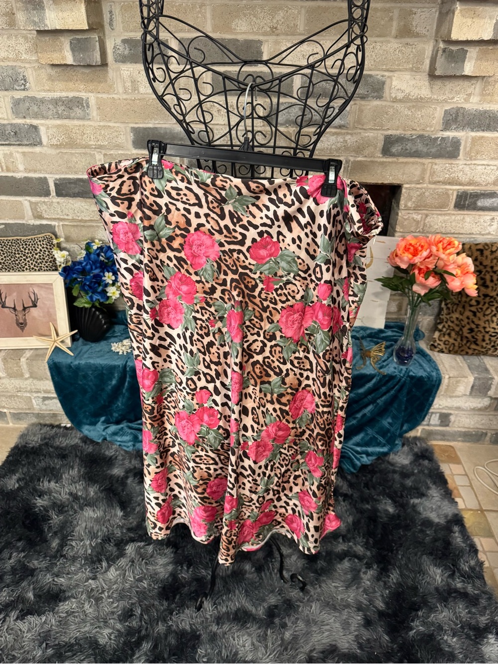 SHEIN Pink Floral Leopard Midi Skirt